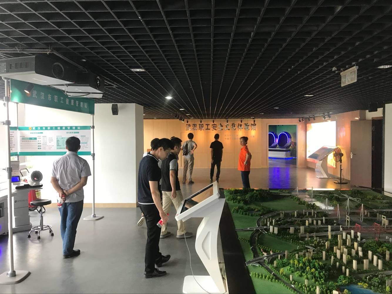 腾博汇游戏官网·(中国)专业服务,诚信为本